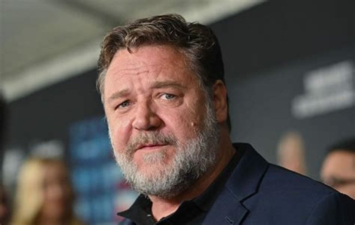 Russell Crowe Net Worth, Wife, Wiki, News, Parents, Age
